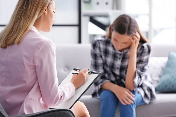How Gender Identity Counseling Helps Teens